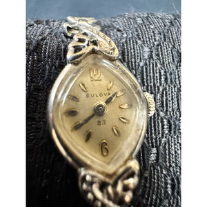 Vintage BULOVA 23 Women’s Watch. 10K Gold Plate Case 23 Jewels 5AD